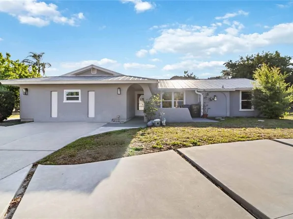 2380 Lockwood Meadows Way, Sarasota, FL 34234