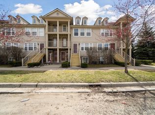623 Lewa Downs Dr, Pontiac, MI 48341