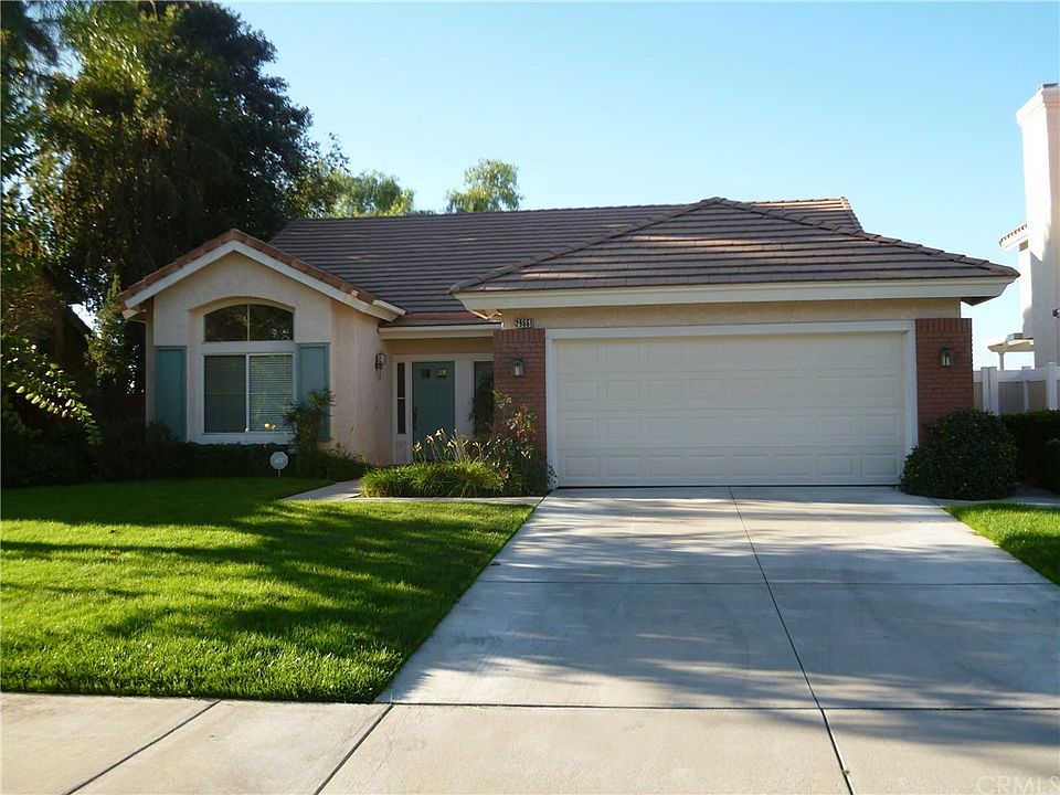 1st image of 29661 Southwood Ln