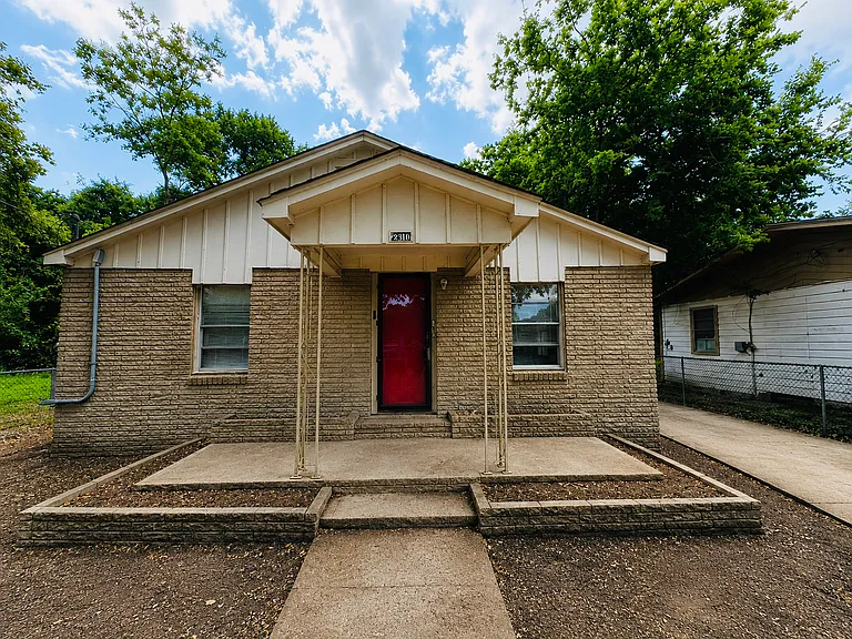 2310 Sonny Perkins St — Photo 1