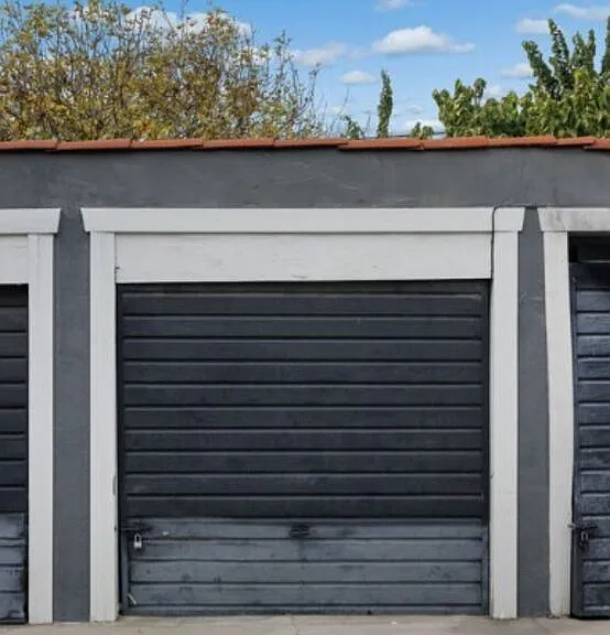 409 N Curson Ave — Photo 3