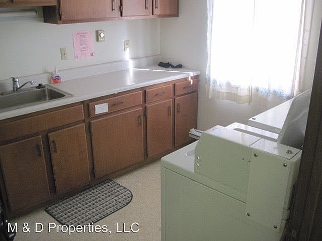 2nd image of 312 N Pennsylvania Ave APT 8