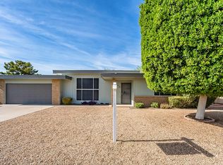 14820 N Lakeforest Dr, Sun City, AZ 85351