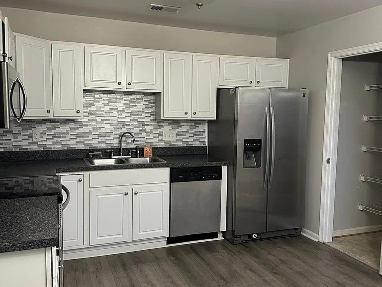 2920 Argonne Ave — Photo 11