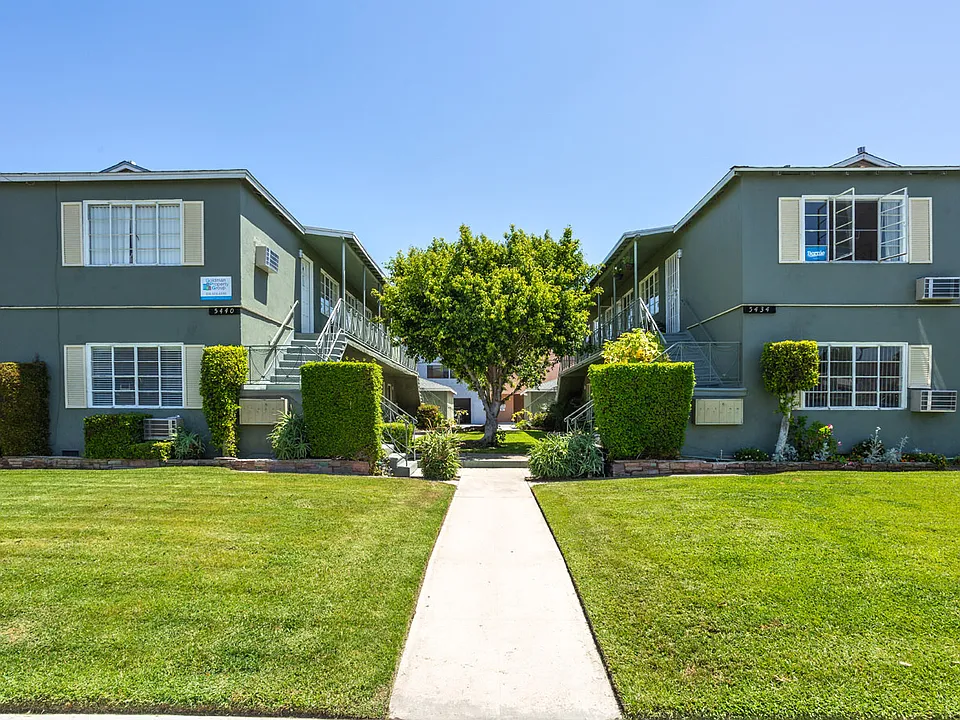 5440 Willowcrest Ave #6