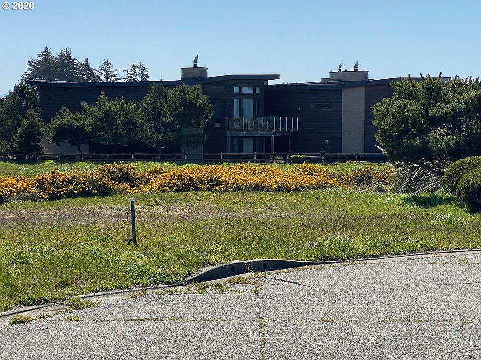 2nd image of 2677 Caryll Ct SW