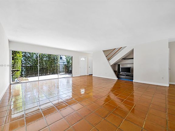 5th image of 7412 Gary Ave #7412