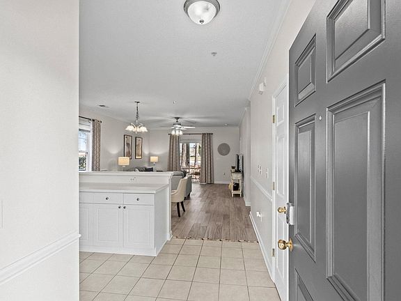 3rd image of 6253 Catalina Dr. #411