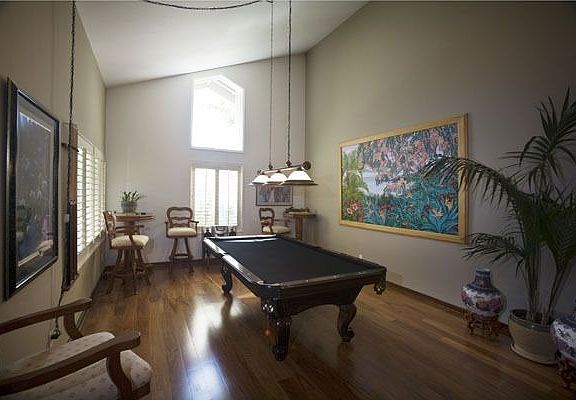 large formal living room / rec room