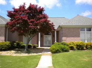 232 Elm Dr, Columbus, MS 39701