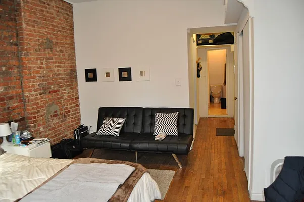 Rented by Sky Management | media 35