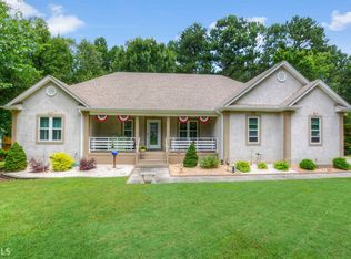 185 O Tara Woods Dr, Newnan, GA