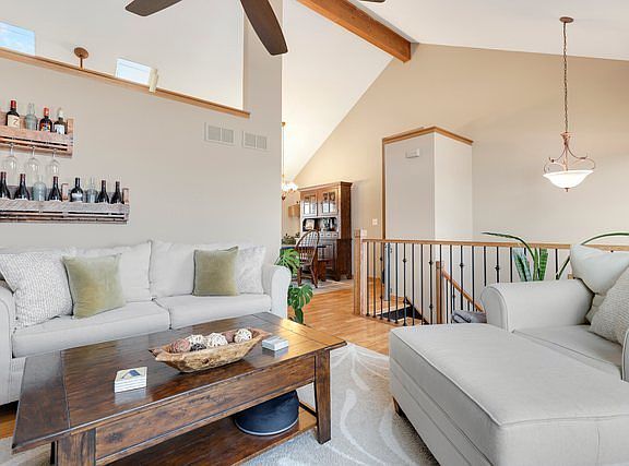 3rd image of 20527 Timber Mill Dr