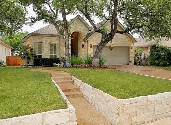 3rd image of 11532 Emerald Falls Dr