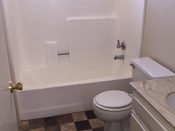 5th image of 4022 W 141st St APT 3