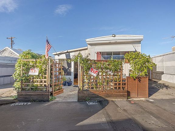 2nd image of 4849 Peck Rd Spc 39