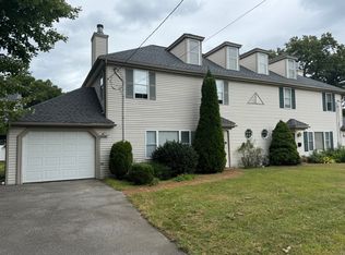 2 Winnoccenneett Rd, Worcester, MA 01605