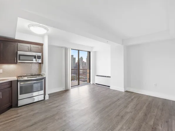 354 East 91st Street image 1 of 10