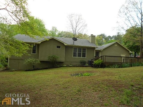 2nd image of 1424 Hillside Pl SE