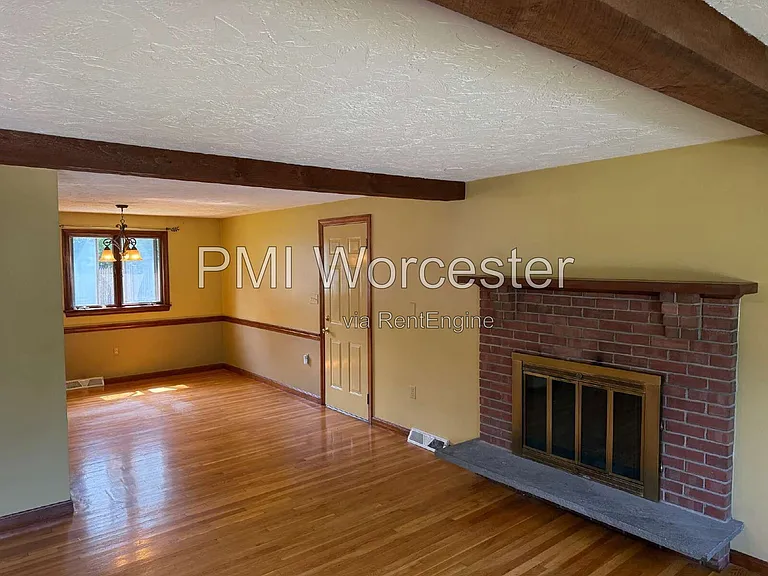16 Seneca St — Photo 15