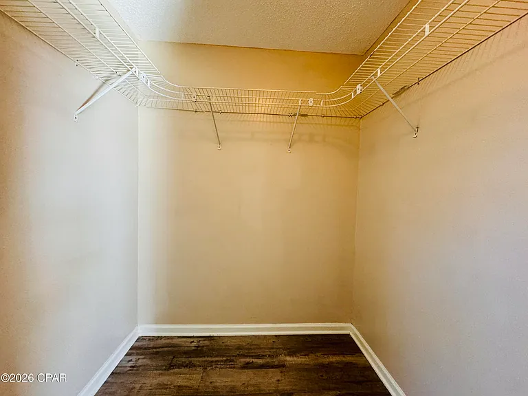 163 Lauren Ln — Photo 11