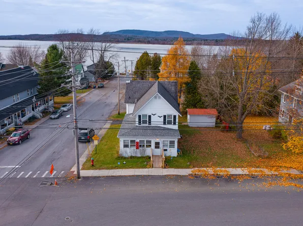 33 Lake St, Tupper Lake, NY 12986