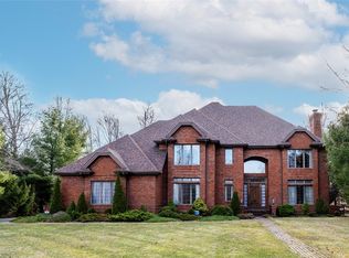 5321 Bay Hill Dr, Canfield, OH