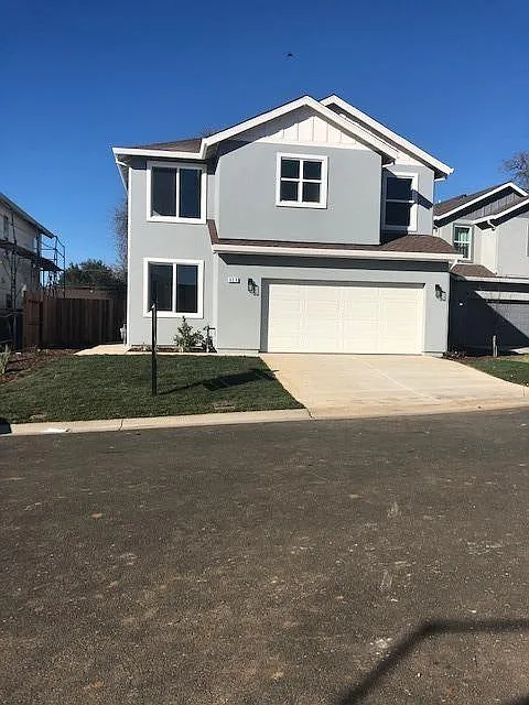 611 Jardin Ct photo 1