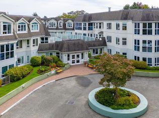1521 Church Ave #313, Saanich, BC V8P5T7