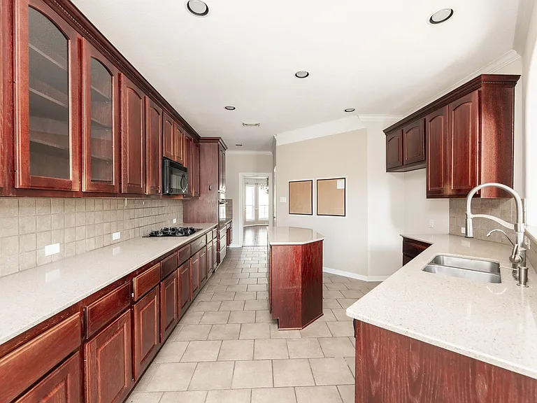 15435 Stoneridge Park Ln — Photo 13