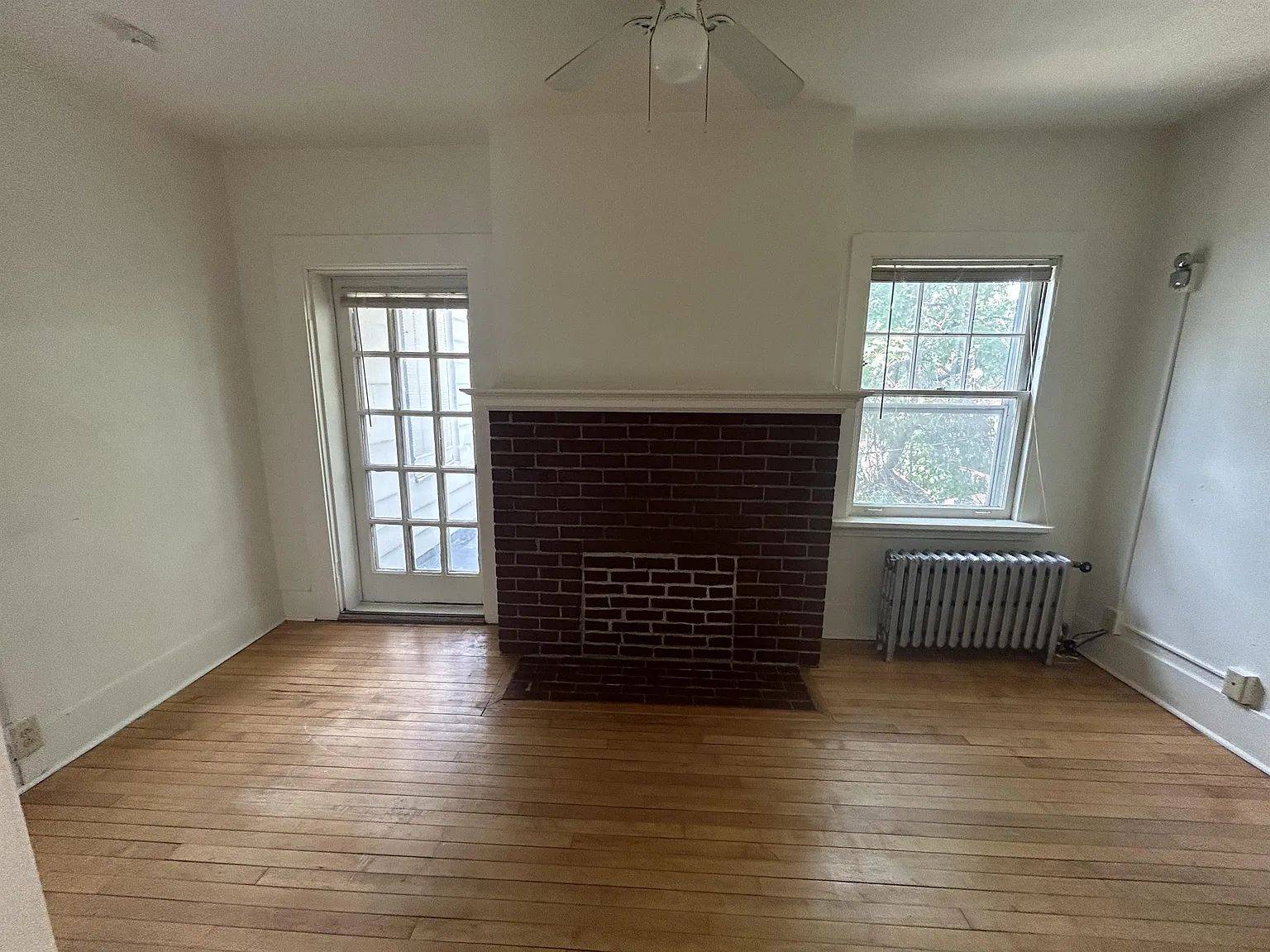 240 West Lakelawn Place - 6 — Photo 3