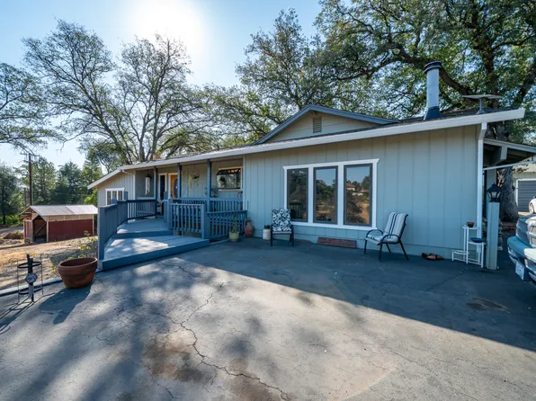 15799 Nauvoo Trl, Redding, CA 96001