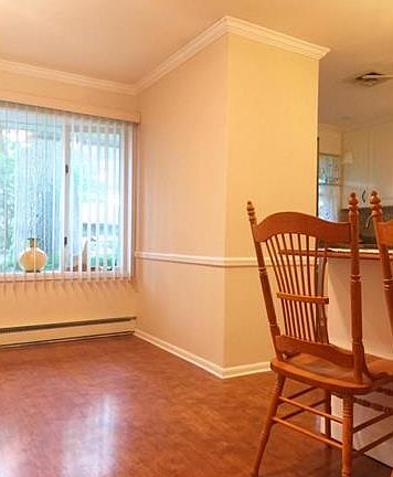 4th image of 202B Huntington Dr #100B