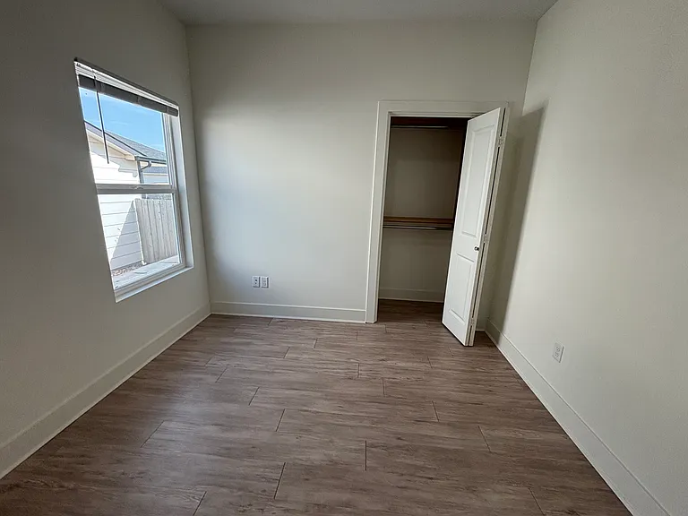 1711 S Hickory Creek Ct — Photo 17