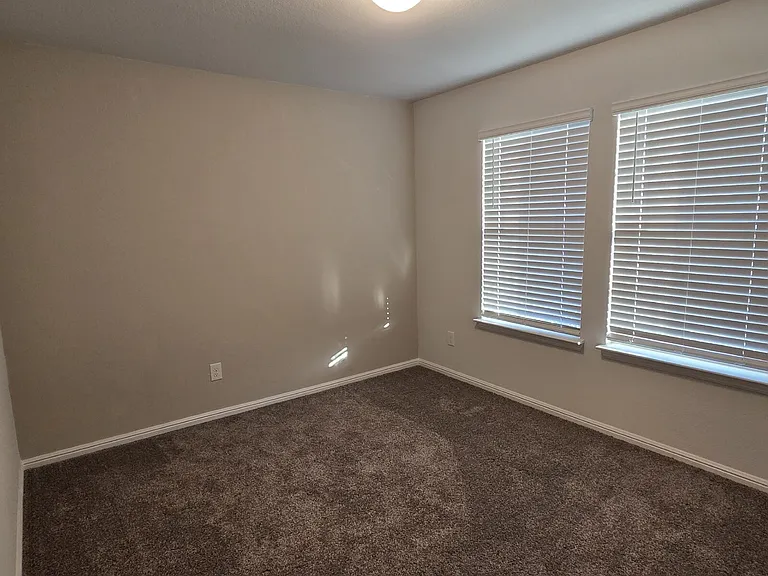 3128 Winoak Dr — Photo 8