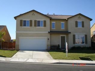 17215 Sandlewood Dr, Riverside, CA 92503