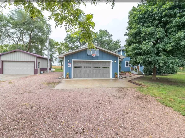 18273 190th St, Onawa, IA 51040