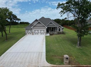 14009 Magnolia Ln, Edmond, OK 73049