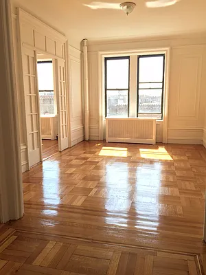 Rented by Metropolitan Equities | media 9