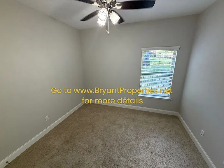 285 Blackthorn Ln — Photo 22