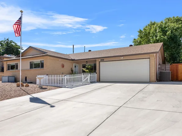 11820 Fulmer Dr NE, Albuquerque, NM 87111