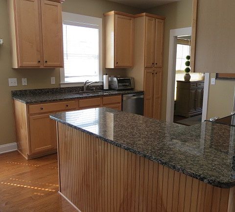 5th image of 206 Carolinian Dr