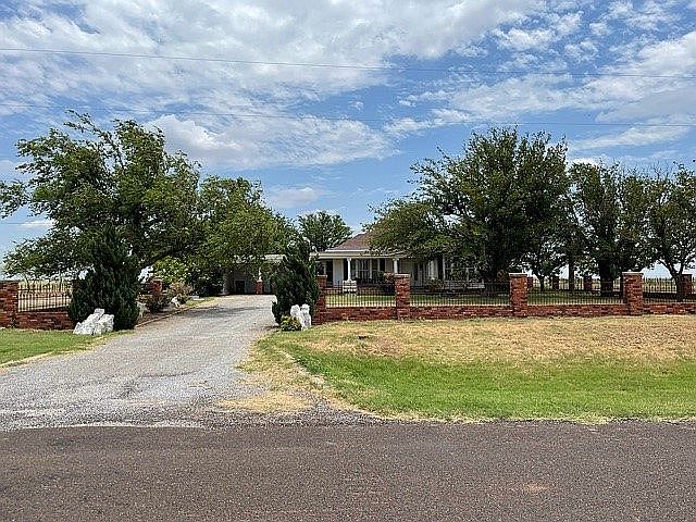From FM 2568