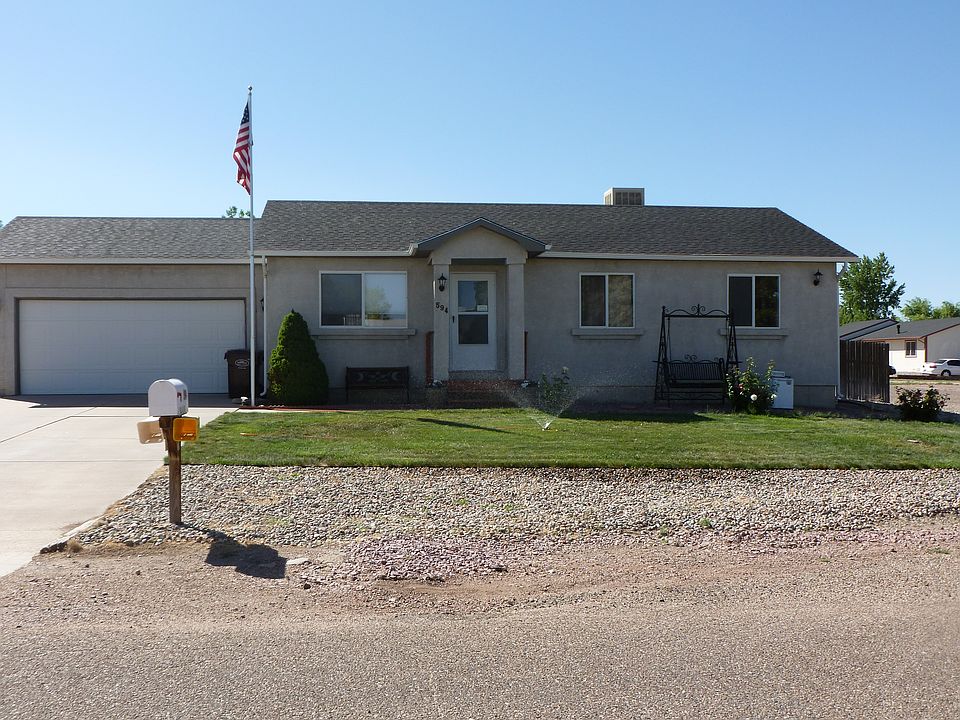 1,000 sq ft w/full basement