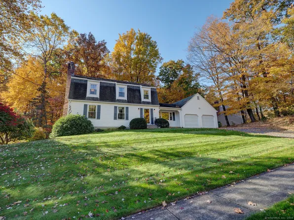 8 Cassella Drive, Wallingford, CT 06492