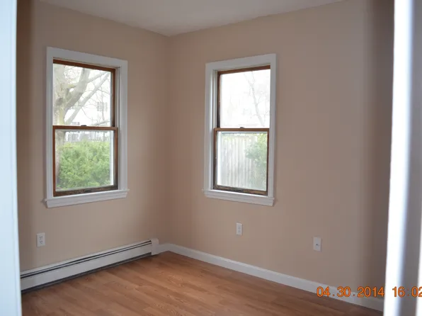 13 Howard St #B, Canton, MA 02021