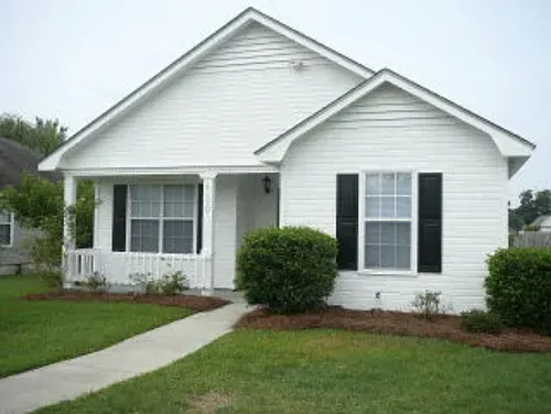 4190 Hamilton Cir Photo 1