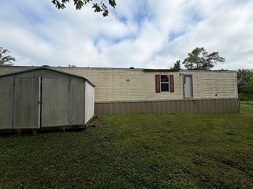1st image of 1328 Bays Mountain Rd