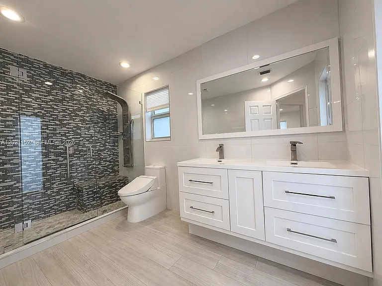 2616 Oakbrook Ct — Photo 18