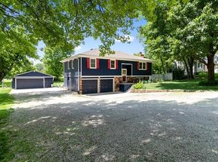 8310 Apache Rd, Lenexa, KS 66227